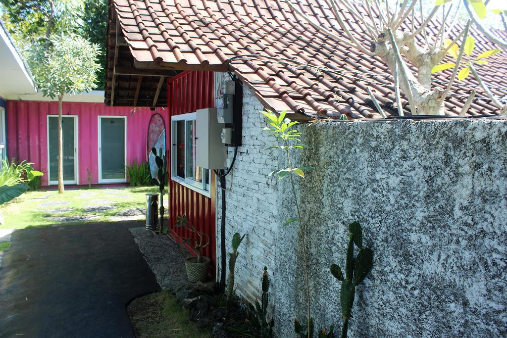 Kubu Container Uluwatu Exterior foto