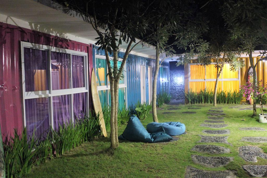 Kubu Container Uluwatu Exterior foto